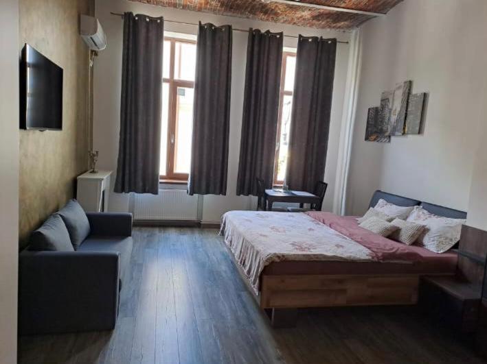 Bistro Centru Vechi Craiova Hotel Eksteriør billede