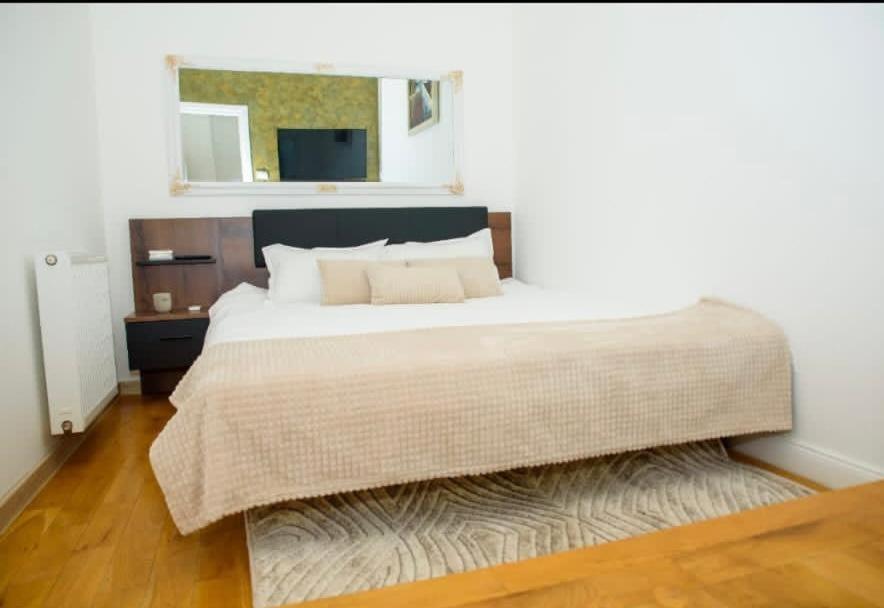 Bistro Centru Vechi Craiova Hotel Eksteriør billede